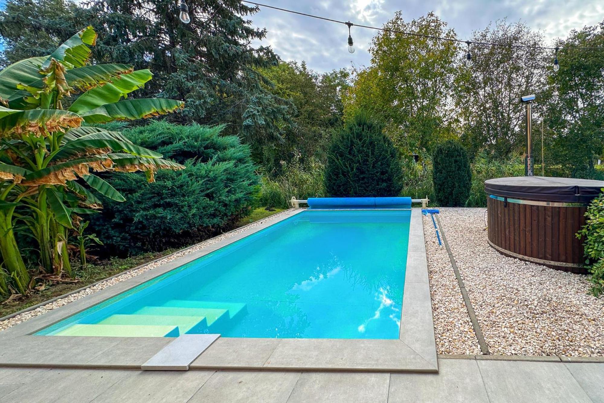Posteleki Vendeghaz-Nyugalom Szigetei Villa ยูลา ภายนอก รูปภาพ